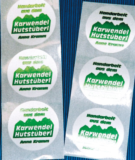 Textil-Etiketten aus weißer Acetatseide mit Textilklebstoff mit Heißprägedruck