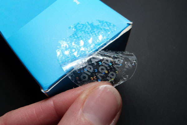 Transparente VOID-Etiketten mit Hologramm zum sicheren Versiegeln von Verpackungen
