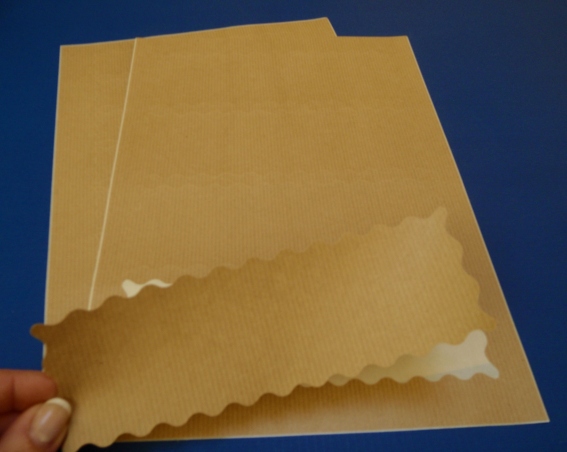 Packpapier-Etiketten auf A4-Bogen in Wellenrandform  für Laserdrucker