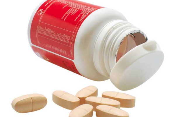 Individuelle Produktaufkleber für Tablettendosen mit Mehrfarbdruck und Barcode