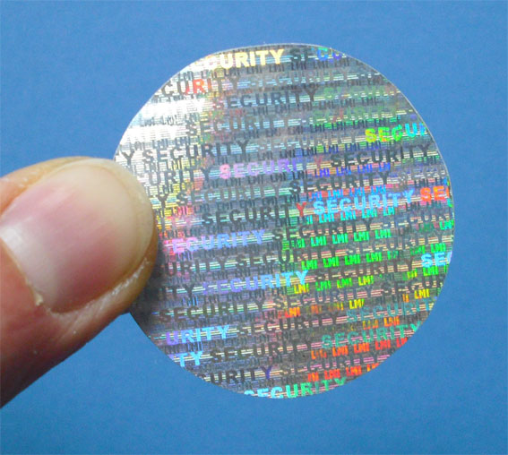 Hologrammsiegel aus schillerndem Metallic-Papier mit Endlostext Security für Verpackungen