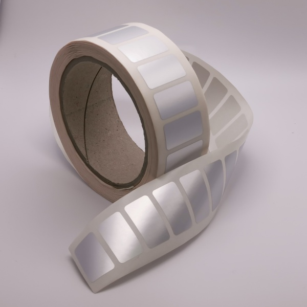 Wetterfeste Folie, silber für Thermotransferdrucker auf Rollen Polyesterfolie, blanko auf Rollen für Thermotransferdrucker in vielen Formaten