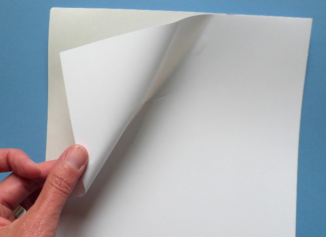 Weiße Polyesterfolie auf A4-Bogen für Laserdrucker und Kopierer